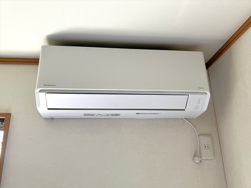 エアコン交換工事 施工後の新しいエアコン