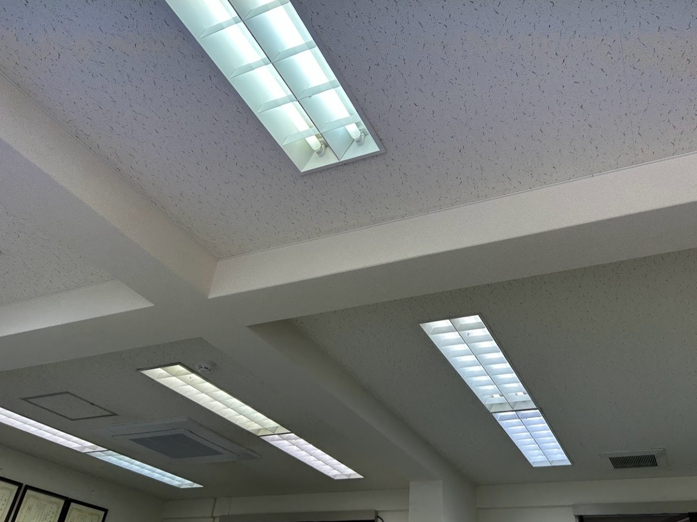 オフィス照明LED化工事_施工前