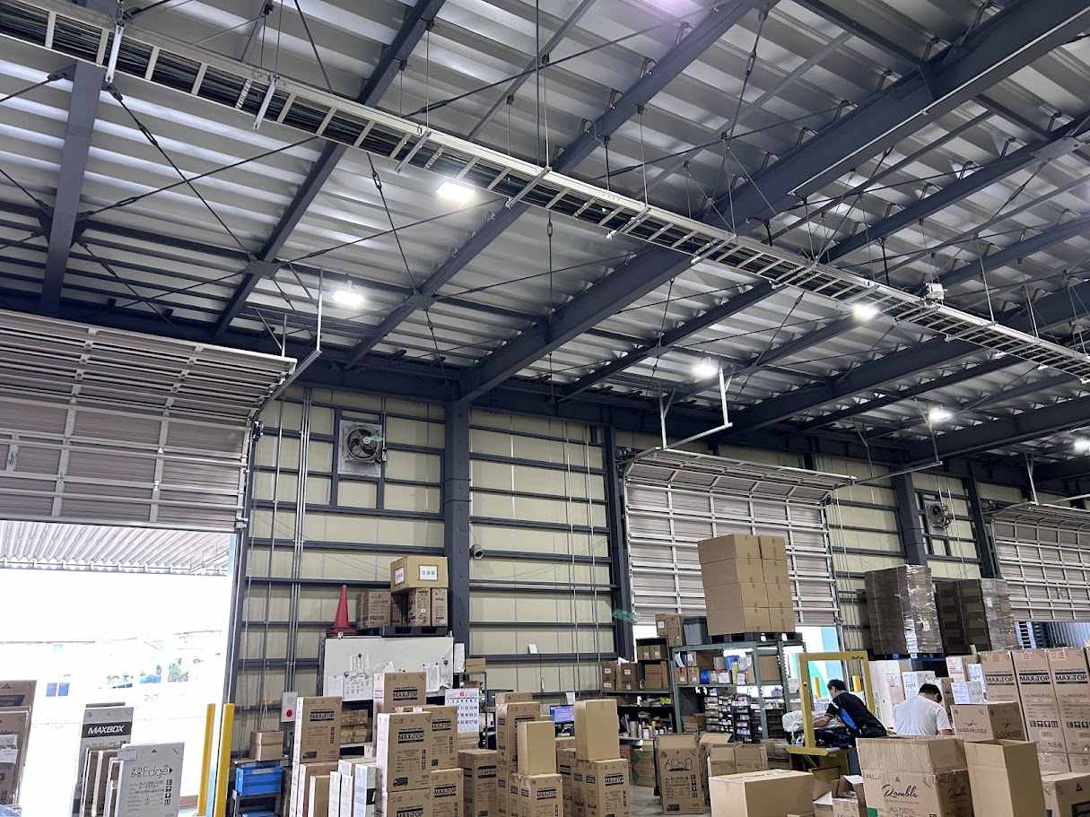 4方向業務用エアコン（パッケージ）新規設置工事_施工前