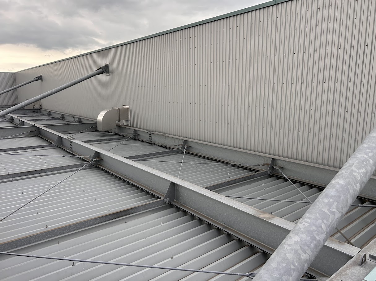 4方向業務用エアコン（パッケージ）新規設置工事_施工前