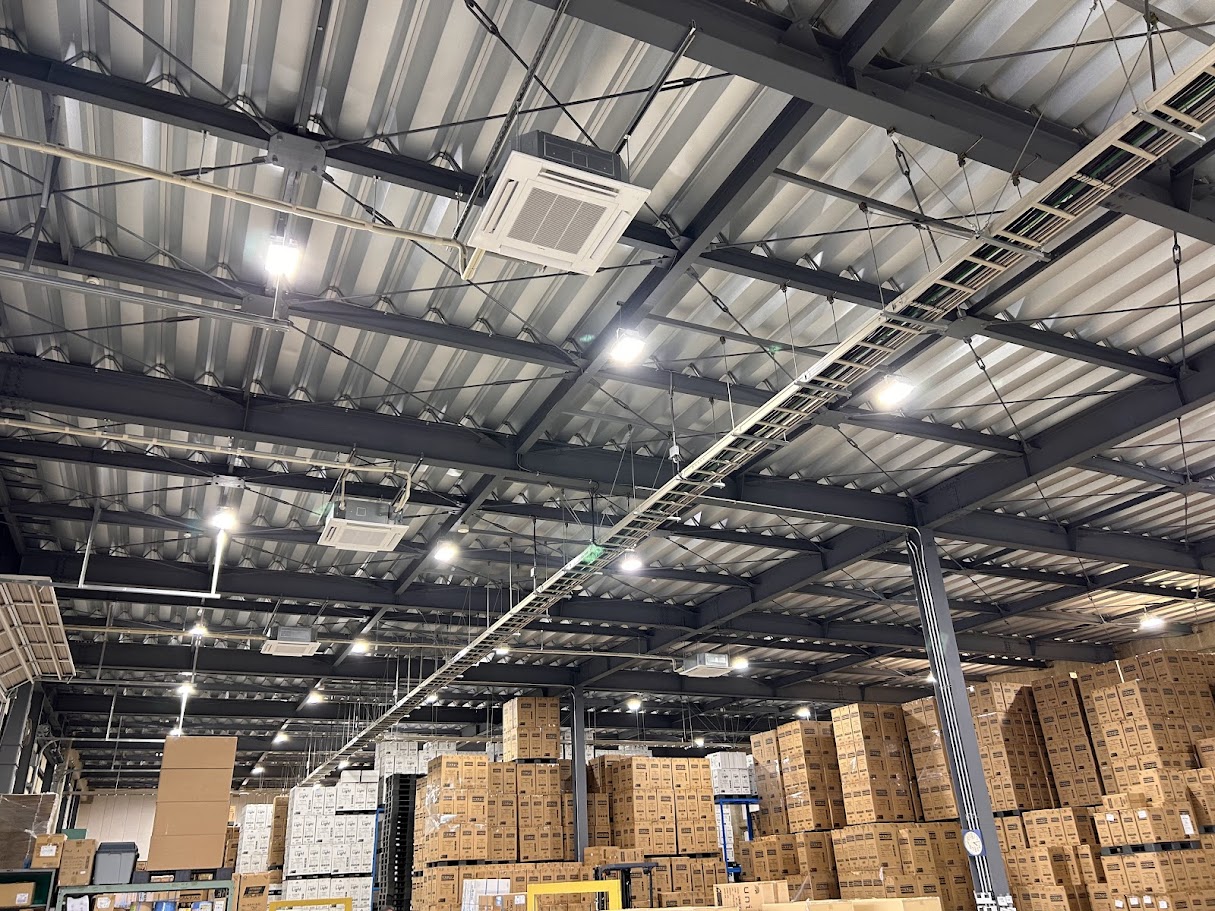 4方向業務用エアコン（パッケージ）新規設置工事_施工前