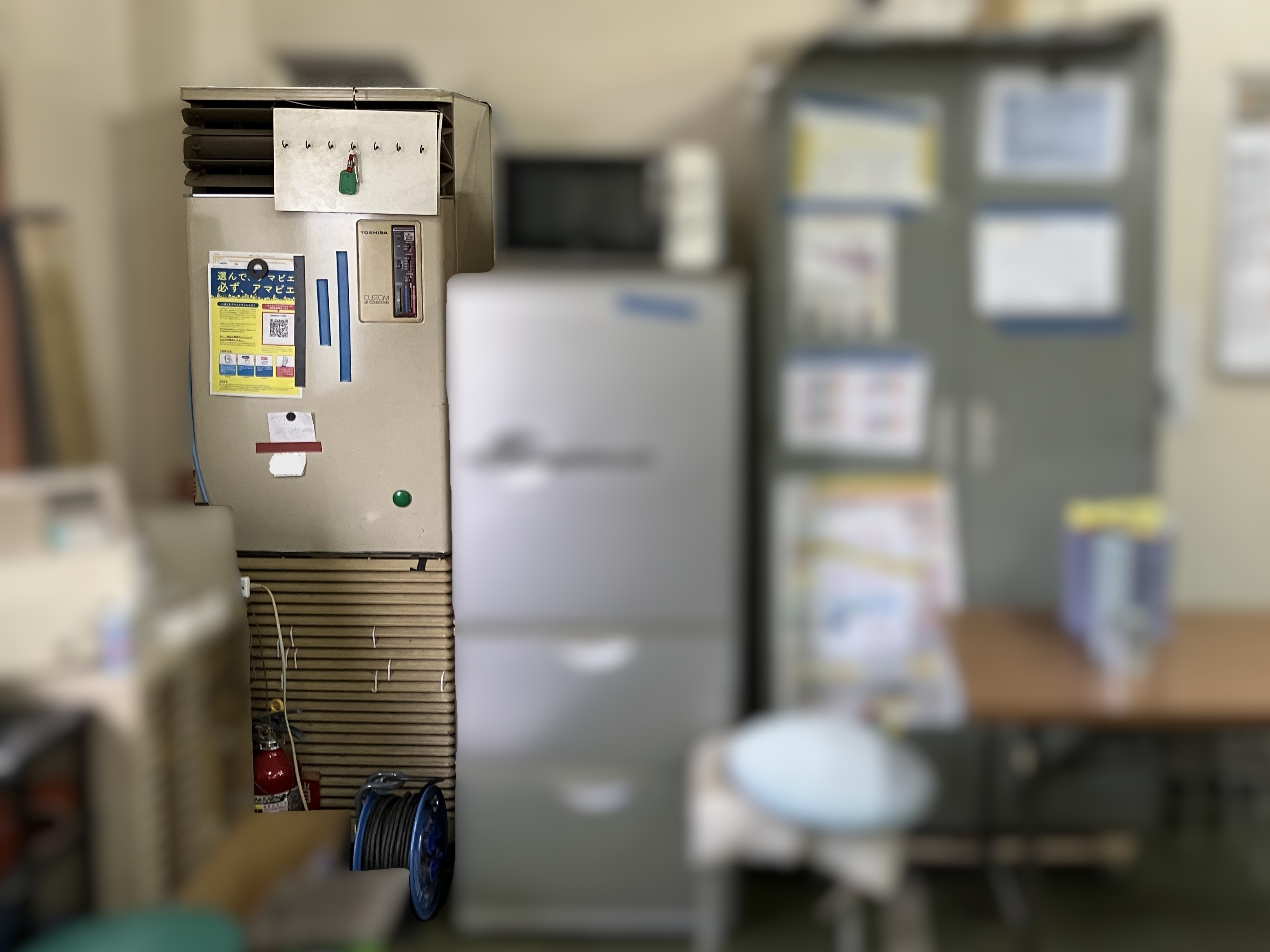 床置き業務用エアコン（パッケージ）交換工事_施工前