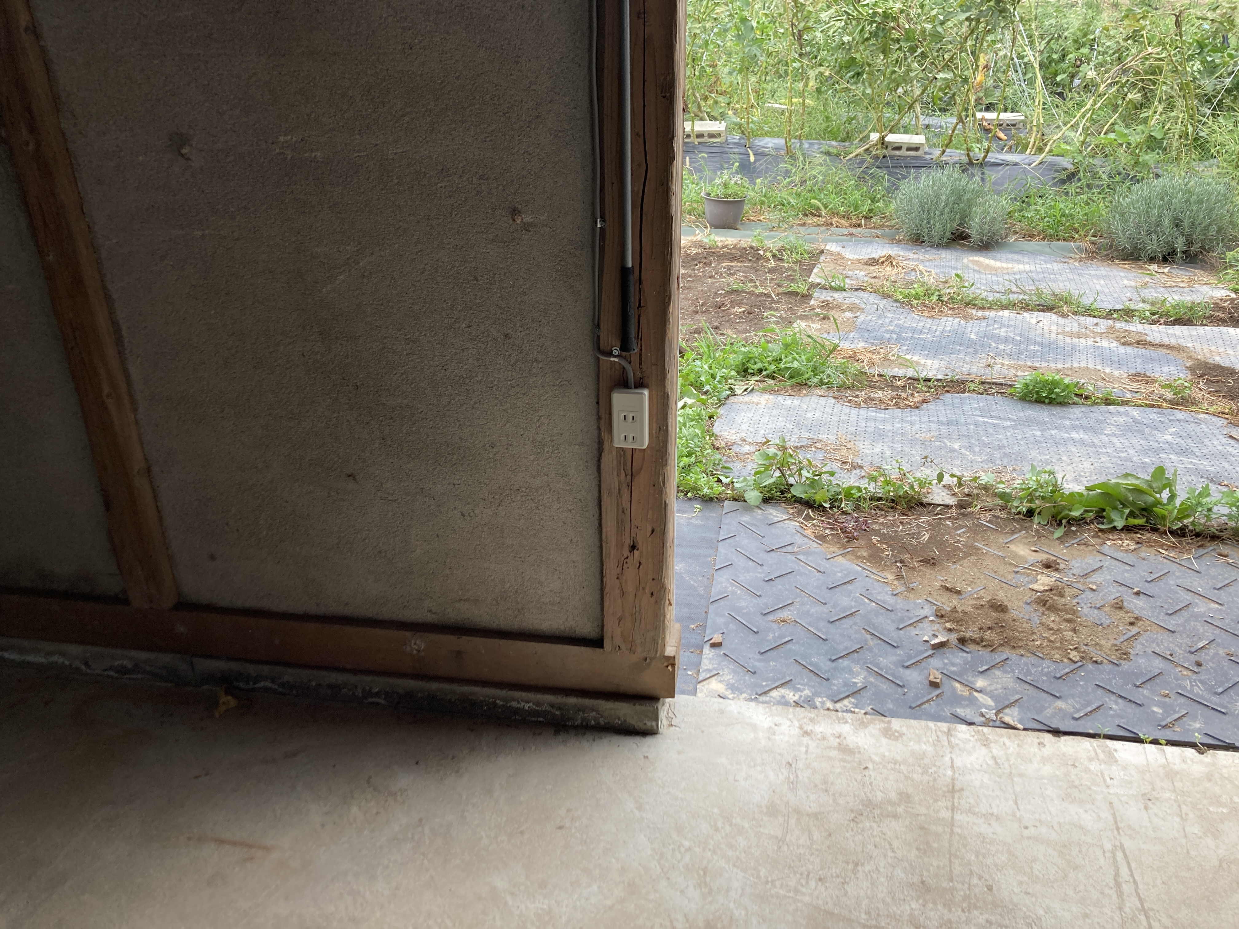 動力＋単相２線引込＋コンセント増設工事4