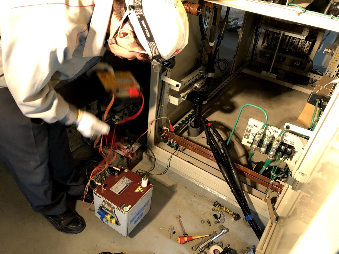 高圧ケーブル改修工事_施工前