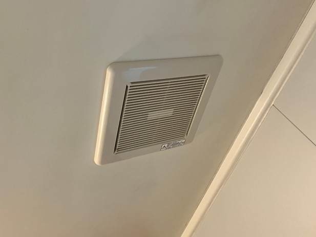 天井埋込換気扇交換工事_施工事例1