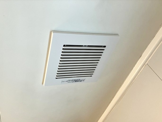 天井埋込換気扇交換工事_施工事例1