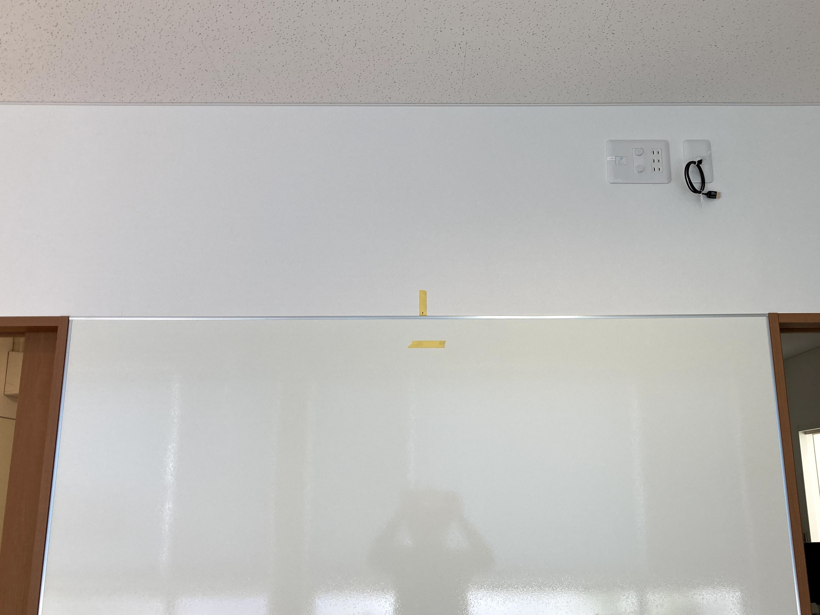 壁掛けテレビ工事_施工事例1